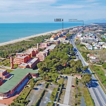 Lodge4 Seafront With Private Patio, Family Friendly, Mins From Pisa Leaning Tower Apartment *